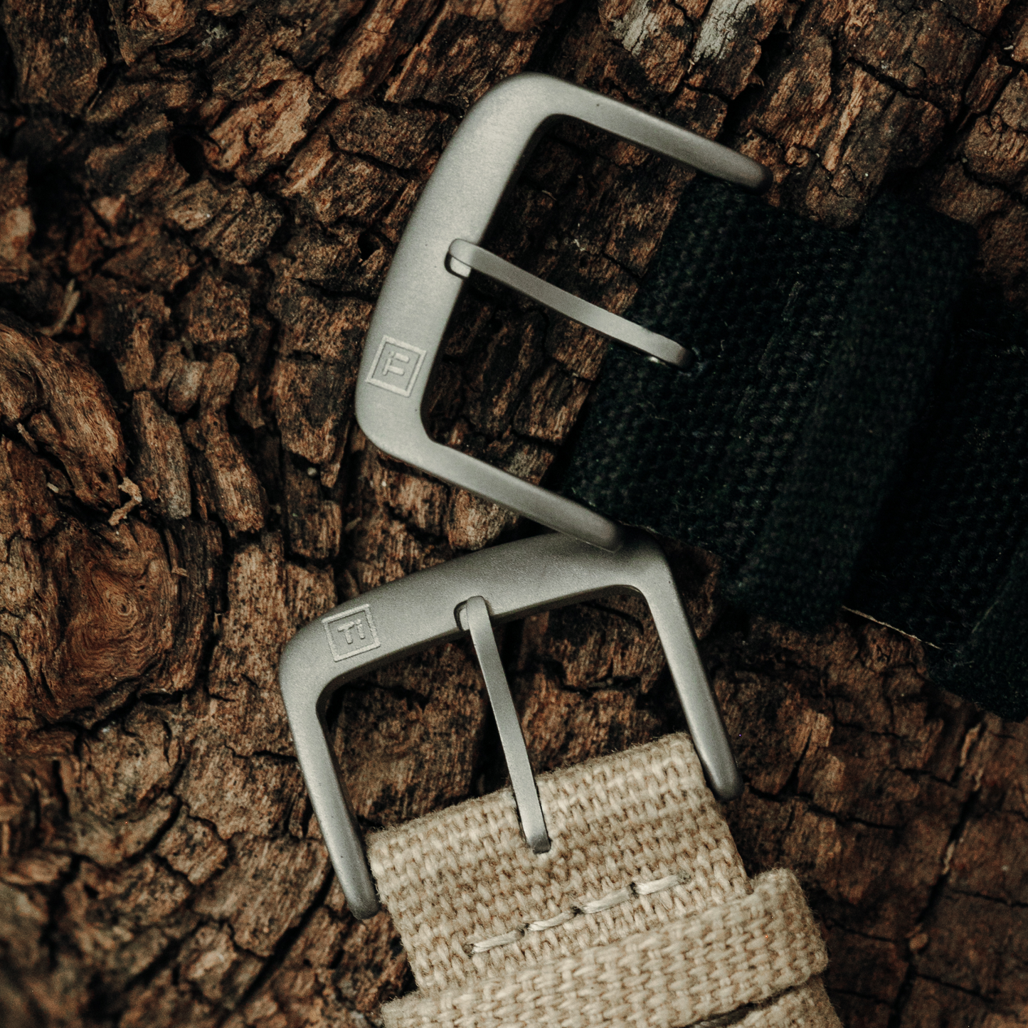 Ti Base Line Field Watch