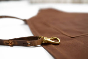 The Charles Waxed Canvas Apron Special Edition (Nutmeg/ Nutmeg)