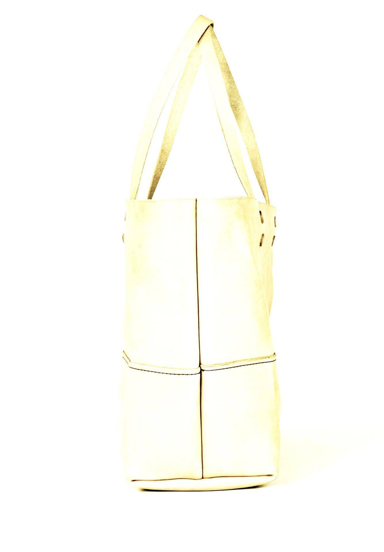 The Paxton Large Leather Tote in Natural -  - 2